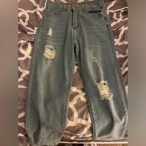 NWOT SHEIN distressed jeans